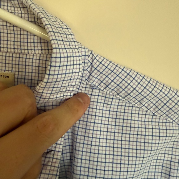 Men’s Size Medium 100% Cotton Checkered Blue and White Long Sleeve Button Down - Picture 4 of 9